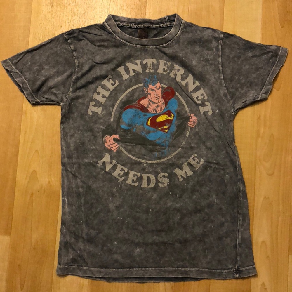 NWT Superman Short Sleeve T-Shirt